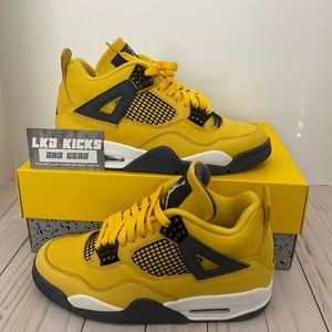 Air Jordan 4 Retro Lightning